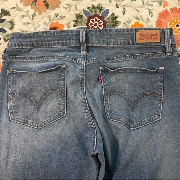 Levi's 518 Women's Boot Cut Jeans Size 11 - Picture 3 of 7